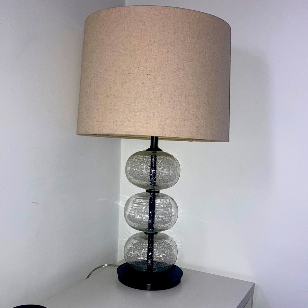 I’m selling this glass lamp in great condition. It works just as well.